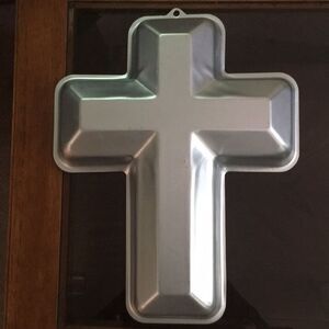 Wilton Cross Cake Pan